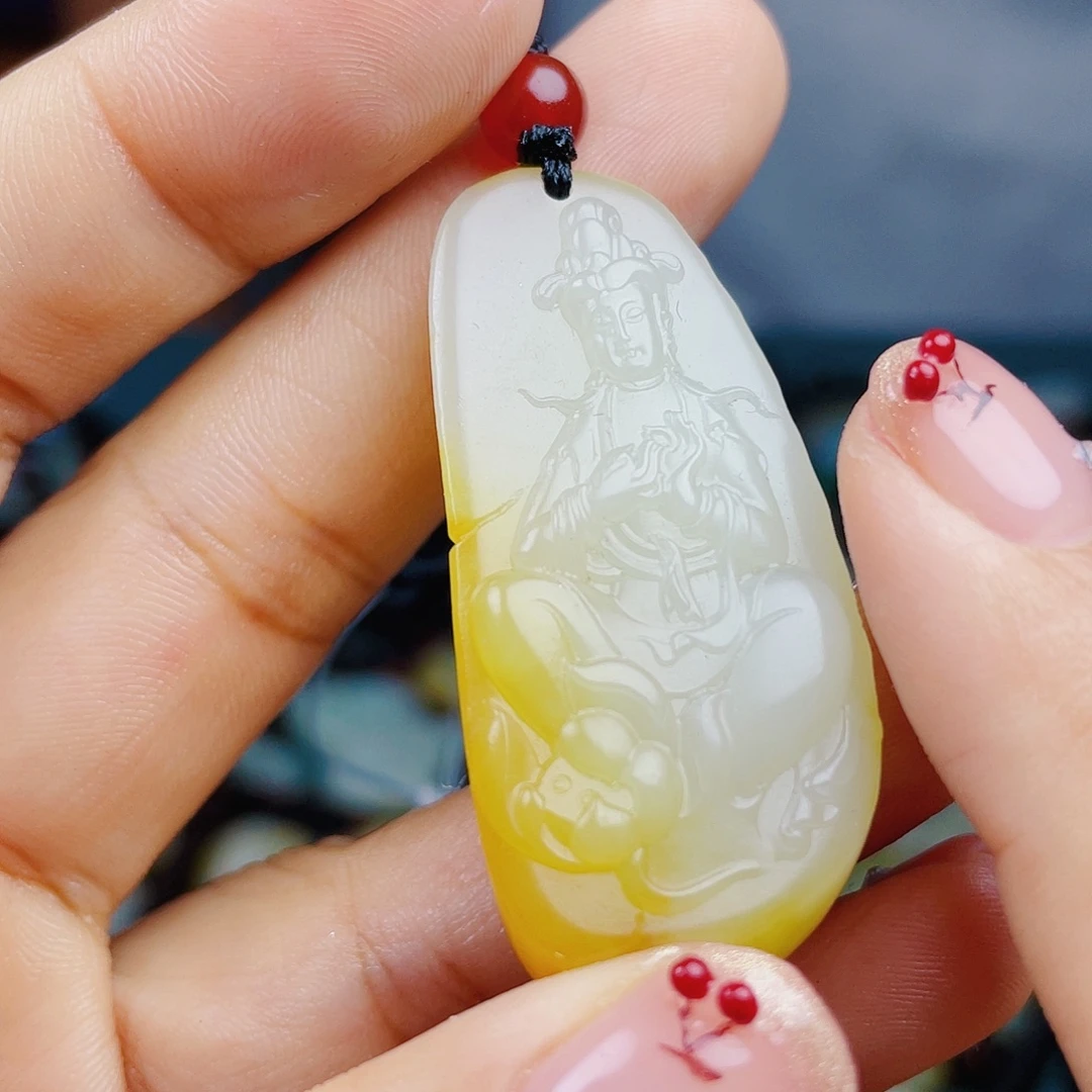 颈饰未镶嵌和田玉