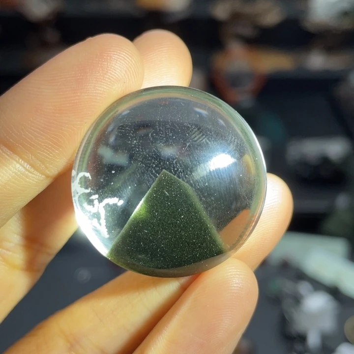 水晶未镶嵌颈饰绿幽灵金字塔圆牌定制