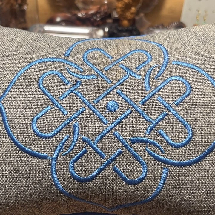 无事牌檀香木车枕430克抛花粉保真印度迈索尔老山檀香老料