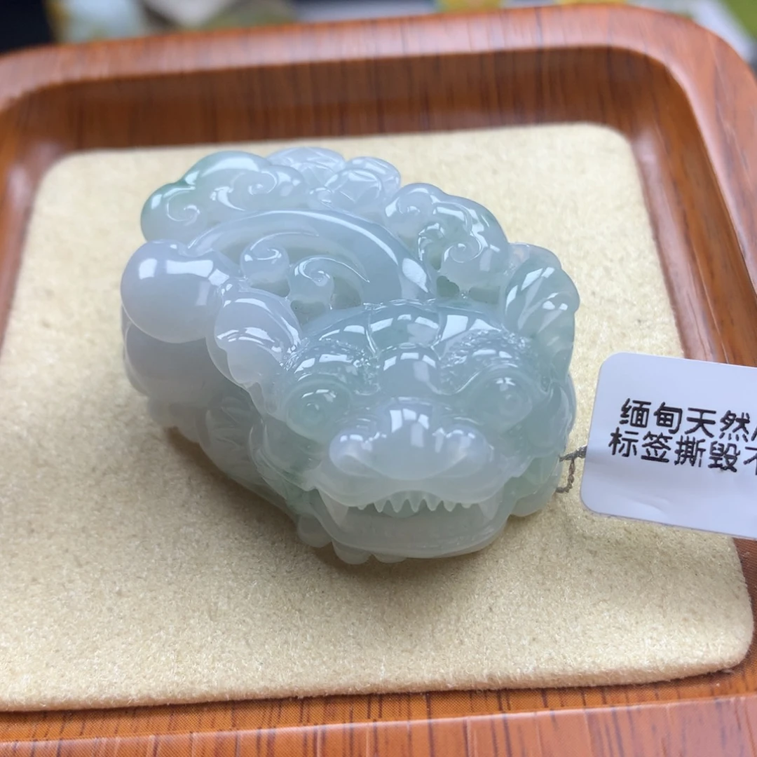 翡翠未镶嵌颈饰45