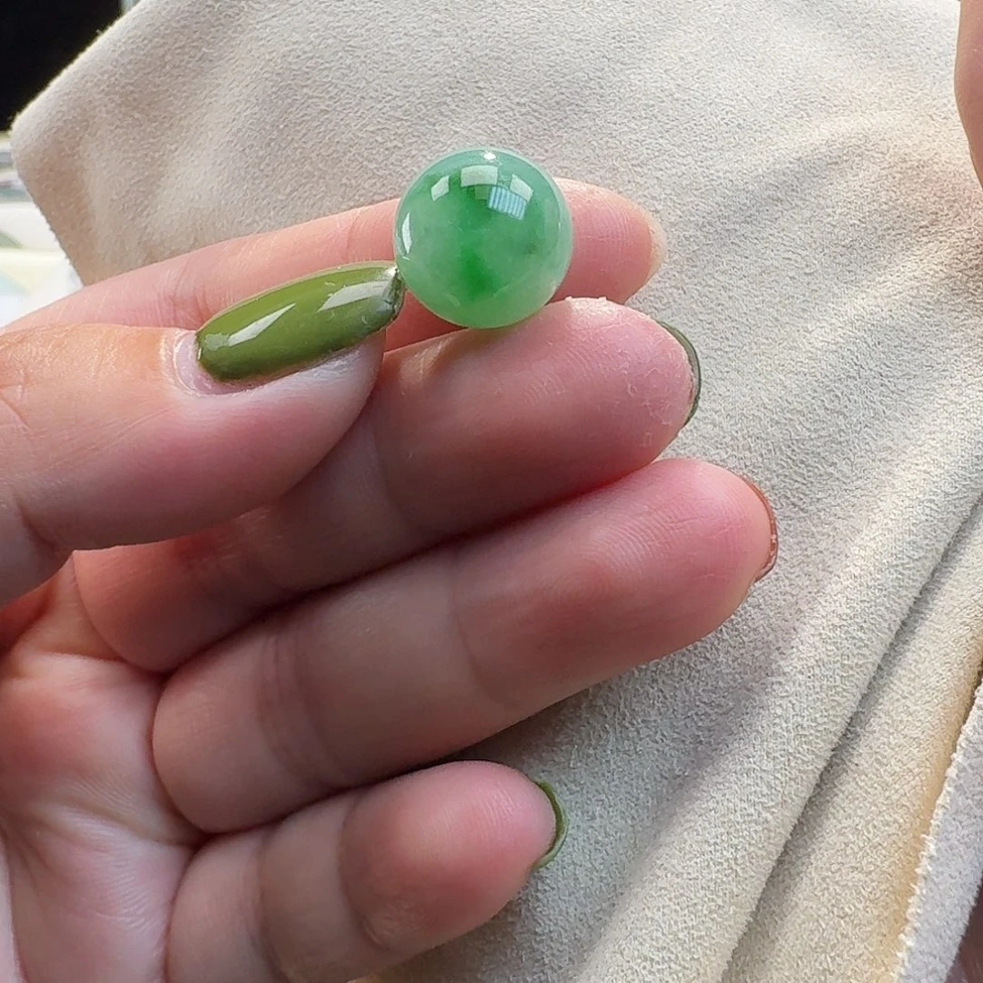 翡翠未镶嵌颈饰圆珠13.2