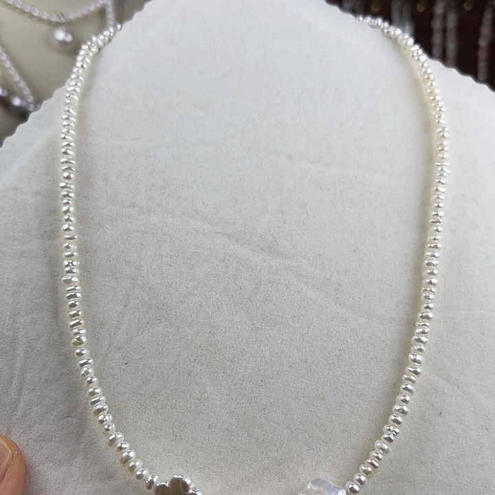 颈饰银S925镶嵌淡水珍珠