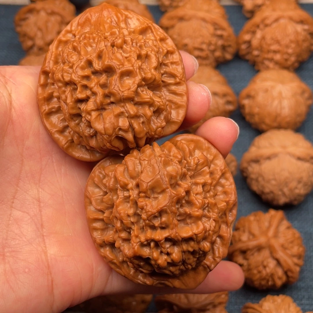 文玩核桃把件48原桩官帽