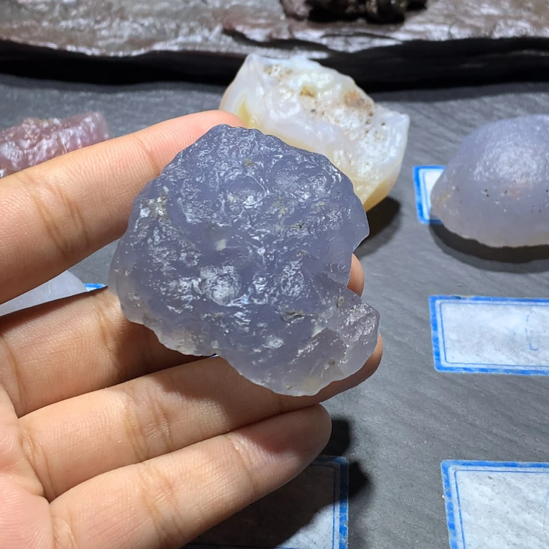 未镶嵌玛瑙/玉髓珠宝奇石