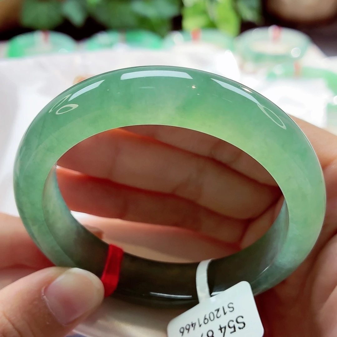 翡翠未镶嵌手镯湖水绿绿幽，灵68-31