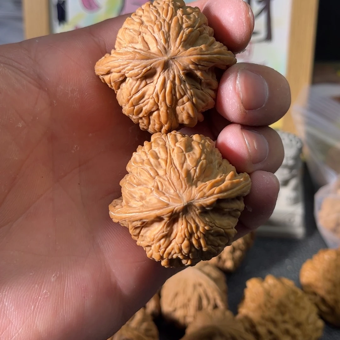 文玩核桃把件巨*人磨盘