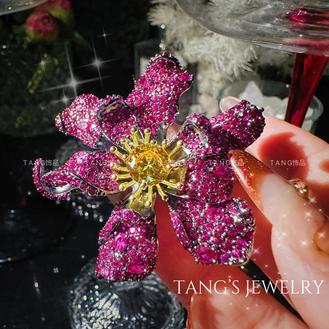 铜合金胸针 玛格丽特 大鸢尾 粉色 纪念款  展款胸针