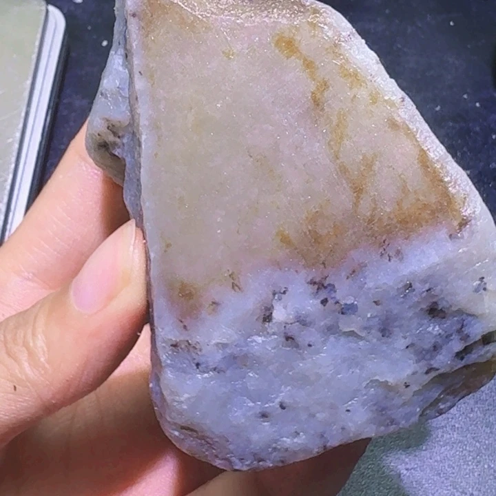 和田玉未镶嵌珠宝半成品