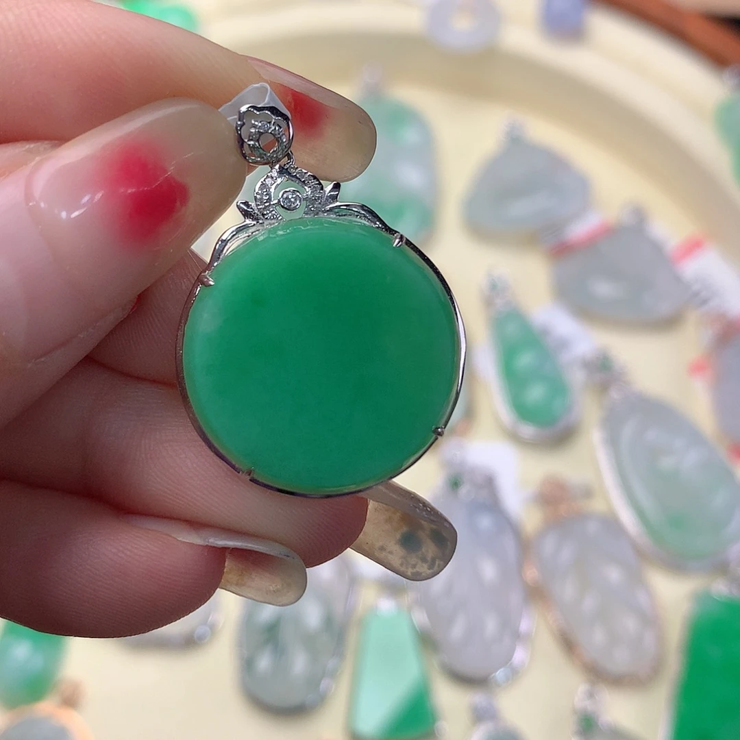 翡翠18K金镶嵌吊坠(不含链)