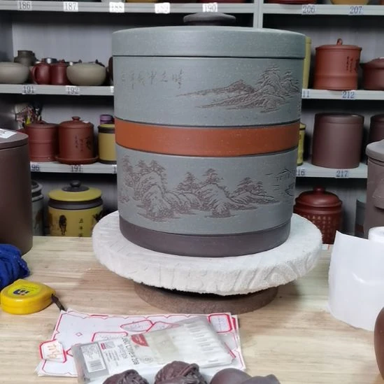 梦***缘紫砂茶叶罐八饼装茶叶罐刻绘山水9701