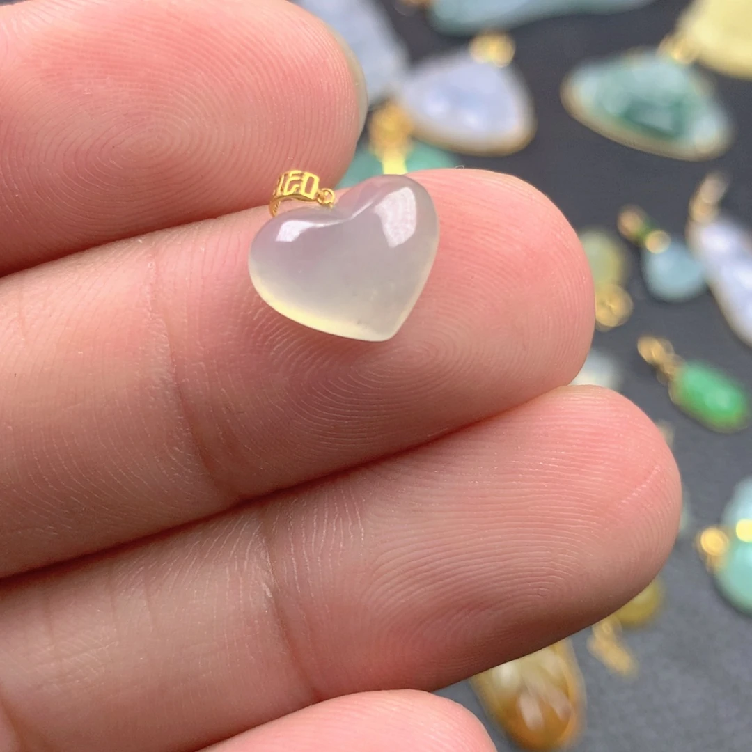 【闪购商品】颈饰18K金镶嵌翡翠翡翠