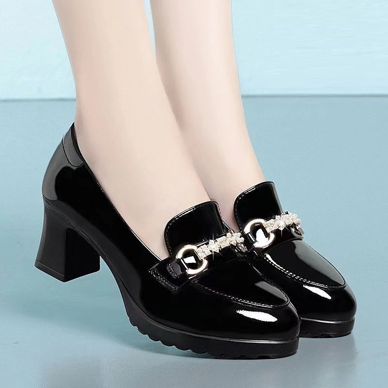 春秋深口圆头厚底英伦风粗跟中跟通勤中年妈妈鞋小皮鞋百搭休闲鞋