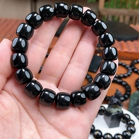 和田玉手串未镶嵌盛**设