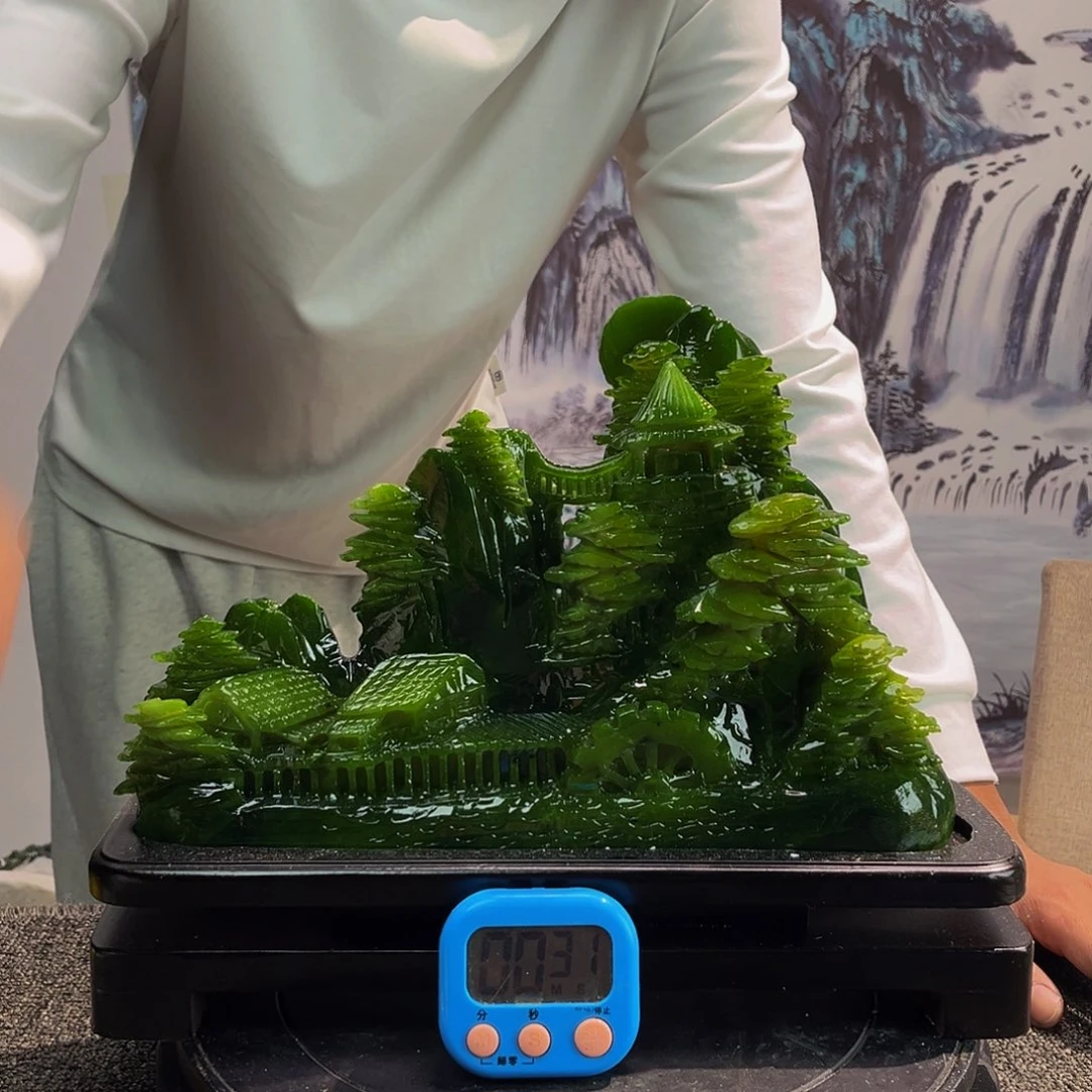 董***全玉玉摆件绿色带底座
