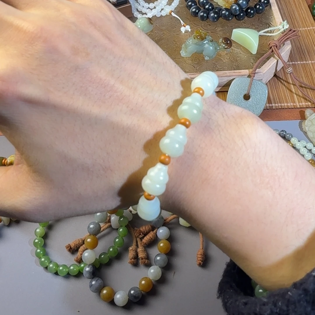 和田玉（糖玉）未镶嵌手链