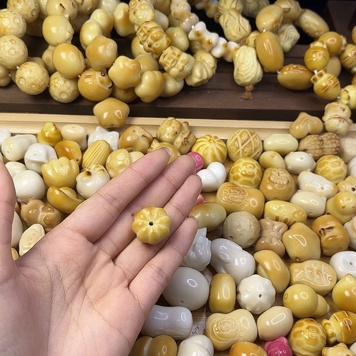 旭***9菩提根/象牙果吊坠