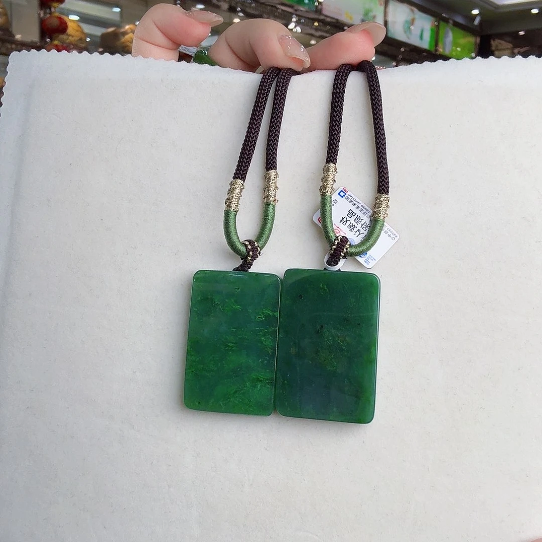 和田玉（碧玉）未镶嵌颈饰碧玉无事牌一个