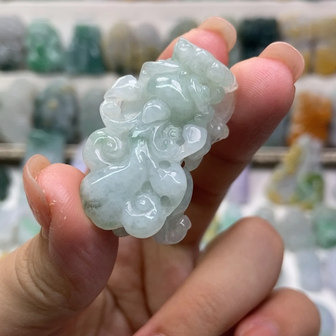 吊坠(赠链)未镶嵌翡翠