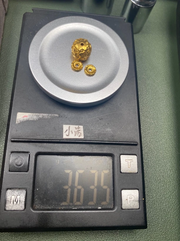小于来了黄金文玩配饰