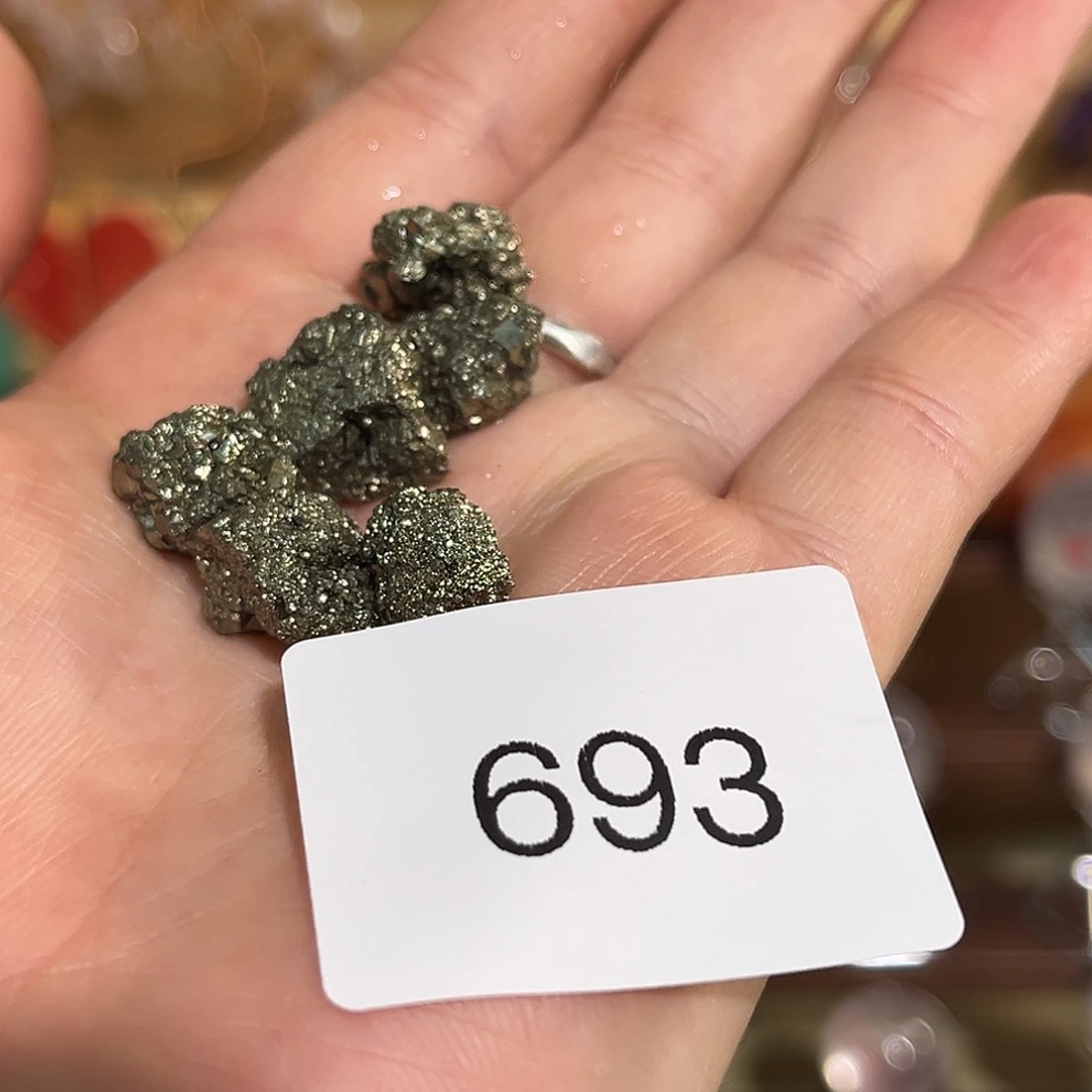 未镶嵌大型摆件（非配饰）水晶