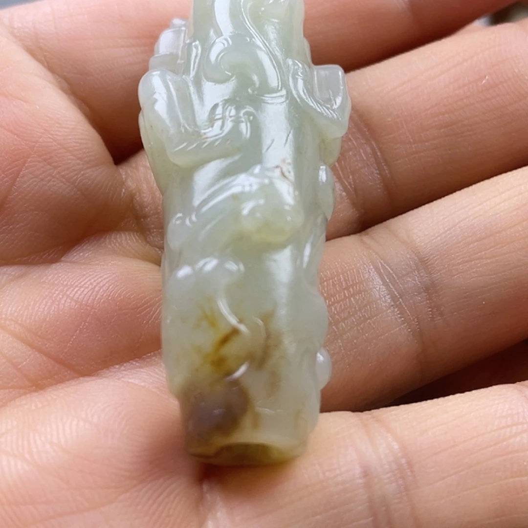 遇***缘和田玉未镶嵌颈饰