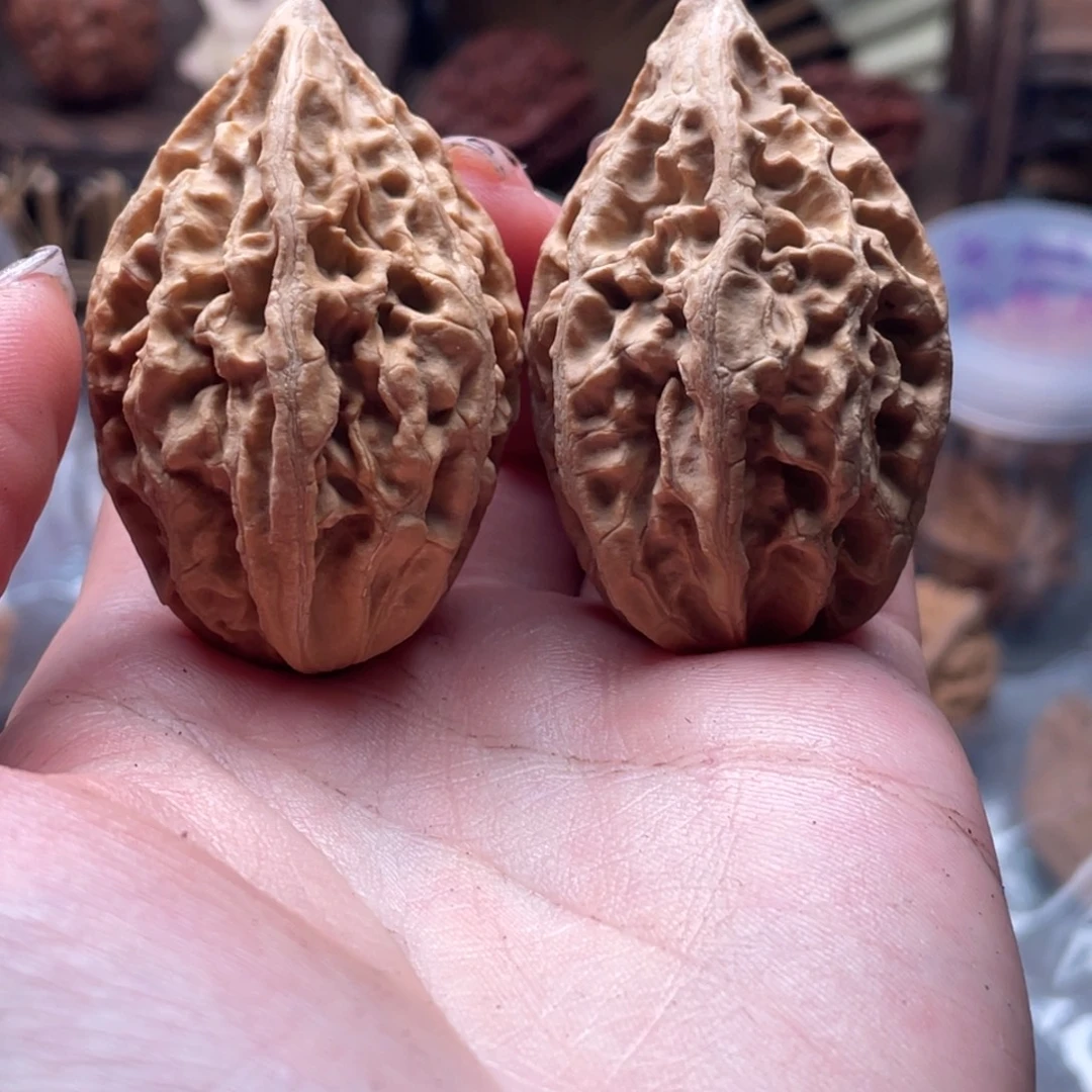 文玩核桃把件楸刀鱼140