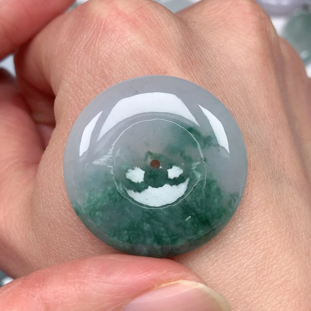 翡翠颈饰未镶嵌平安扣吊坠