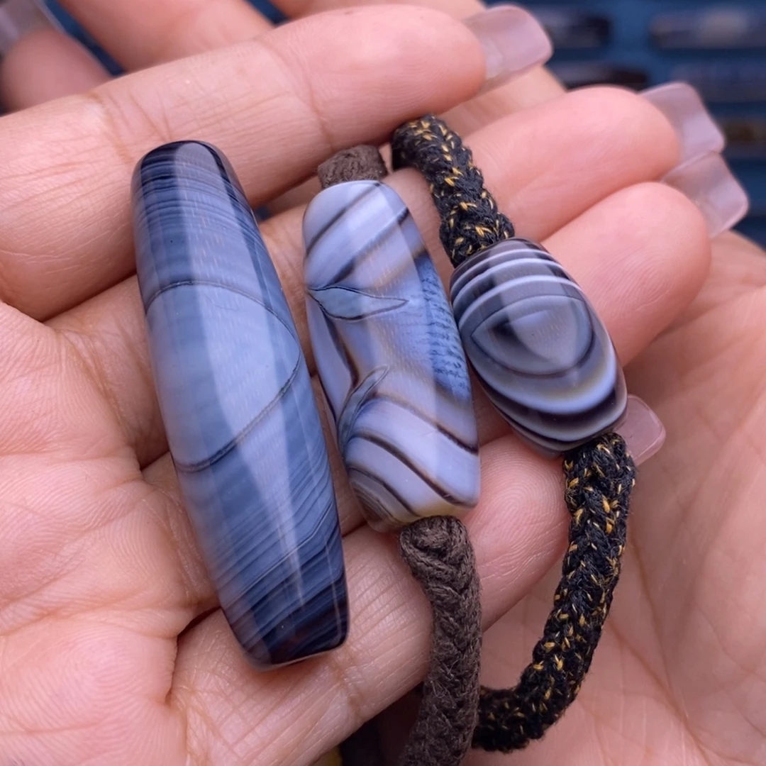 他***舅玛瑙/玉髓未镶嵌珠宝半成品