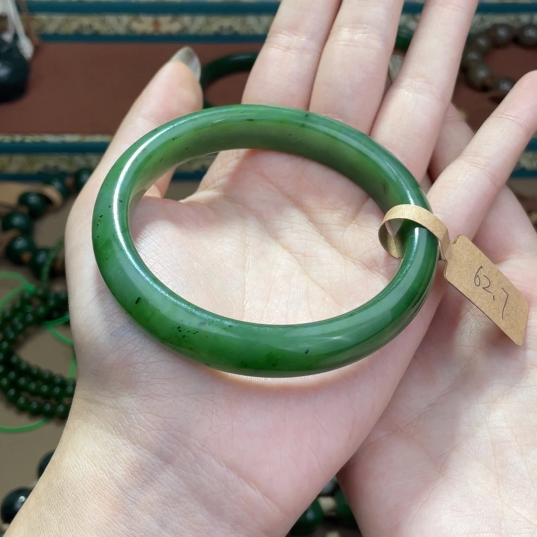 泽***润和田玉未镶嵌手链