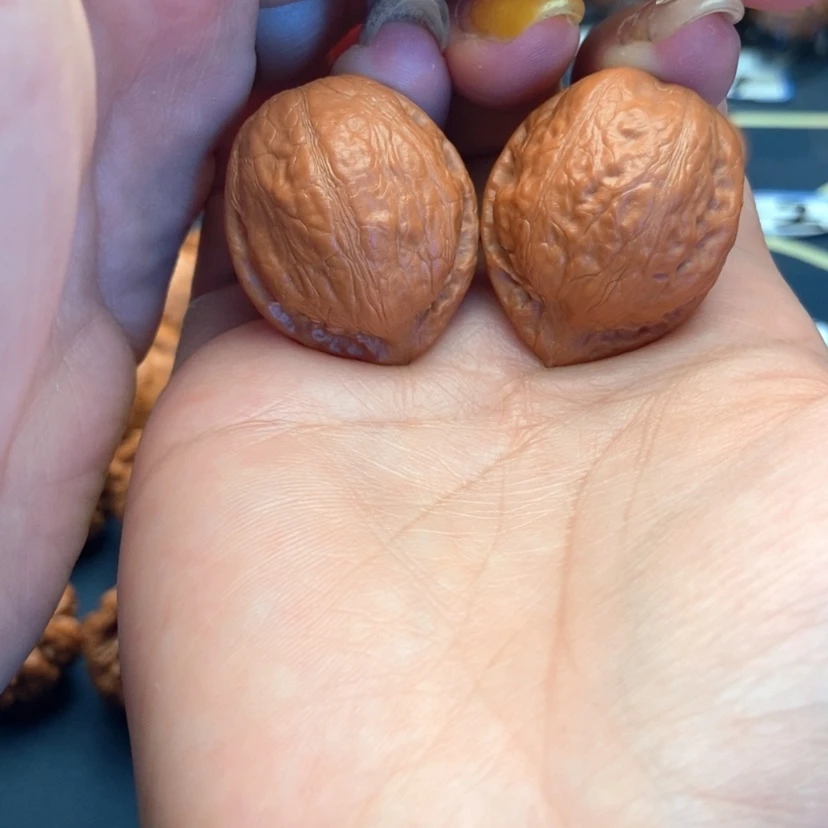 【闪购商品】文玩核桃吊坠桃心官帽