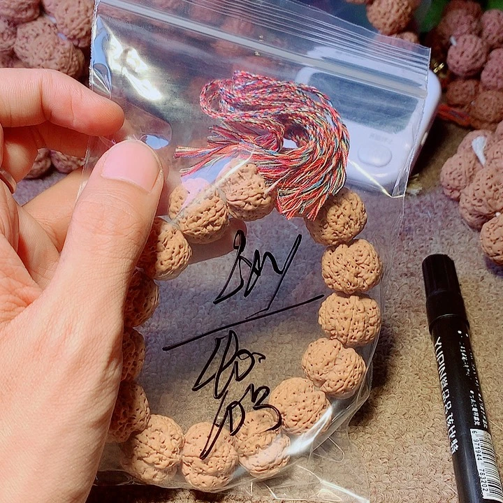 L***.吊坠金刚菩提10——-