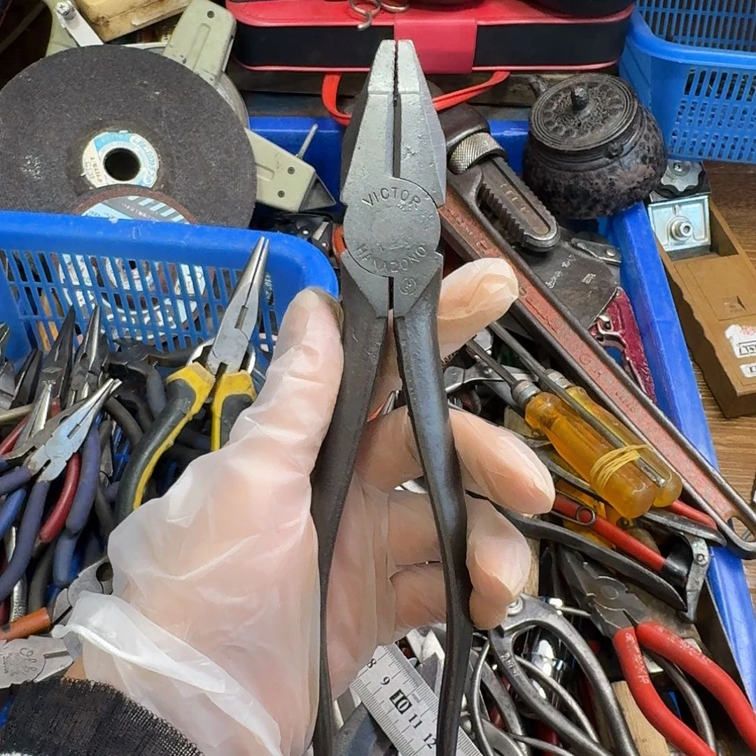 张***伟厚款五金工具制造工艺