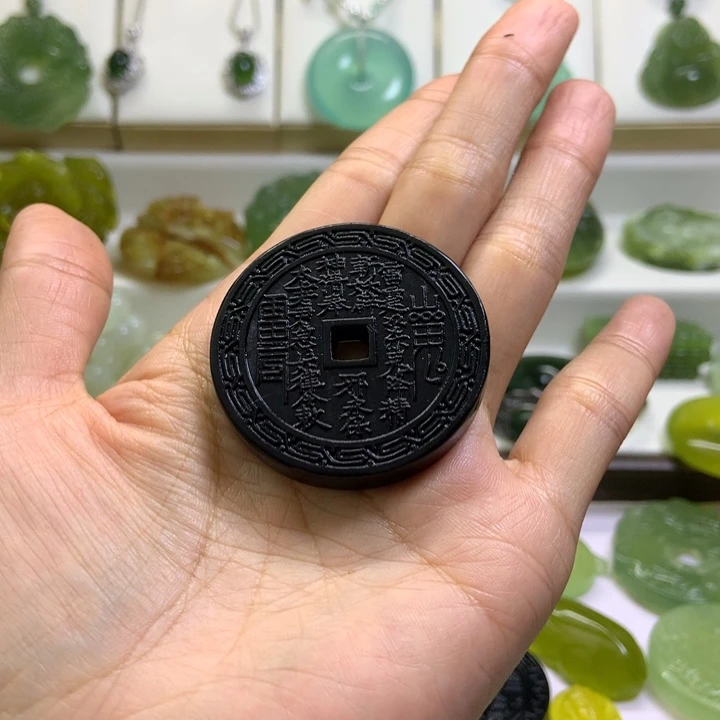 【闪购商品】未镶嵌蛇纹石玉颈饰抖*抖