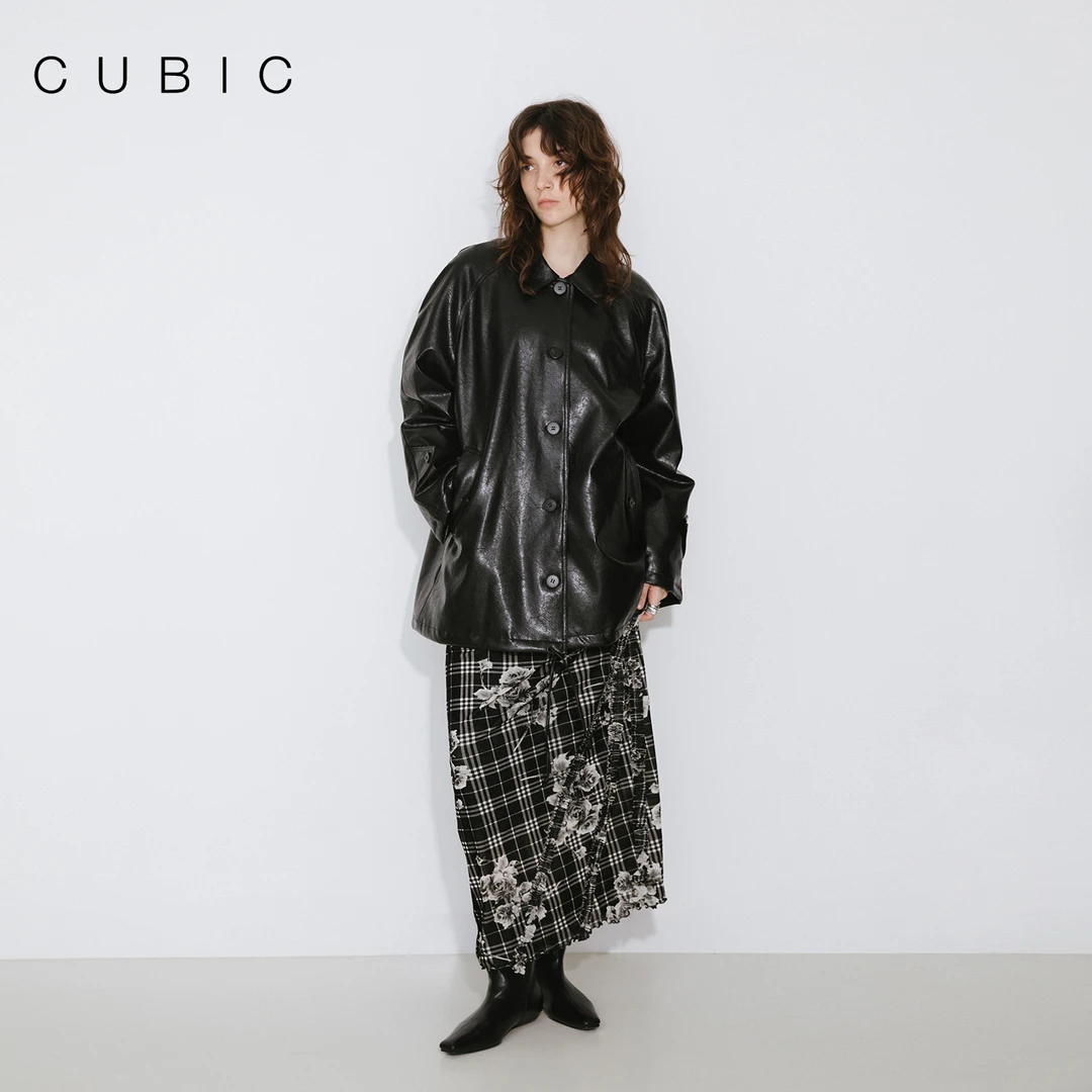 CUBIC复古黑色保暖时髦翻领鸭绒宽松高级感皮衣羽绒服外套DC6045