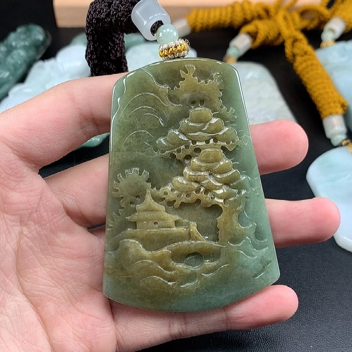 翡翠未镶嵌颈饰天然保真a货