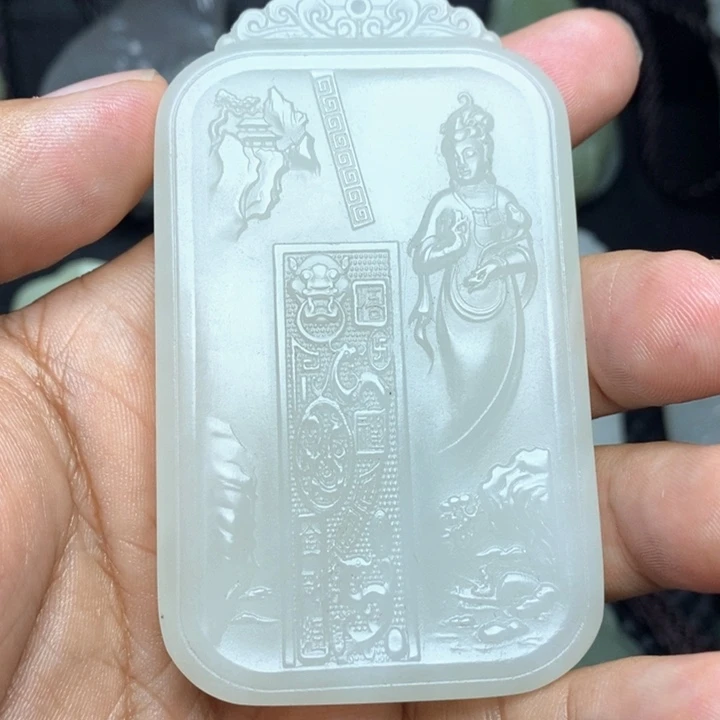 颈饰未镶嵌和田玉