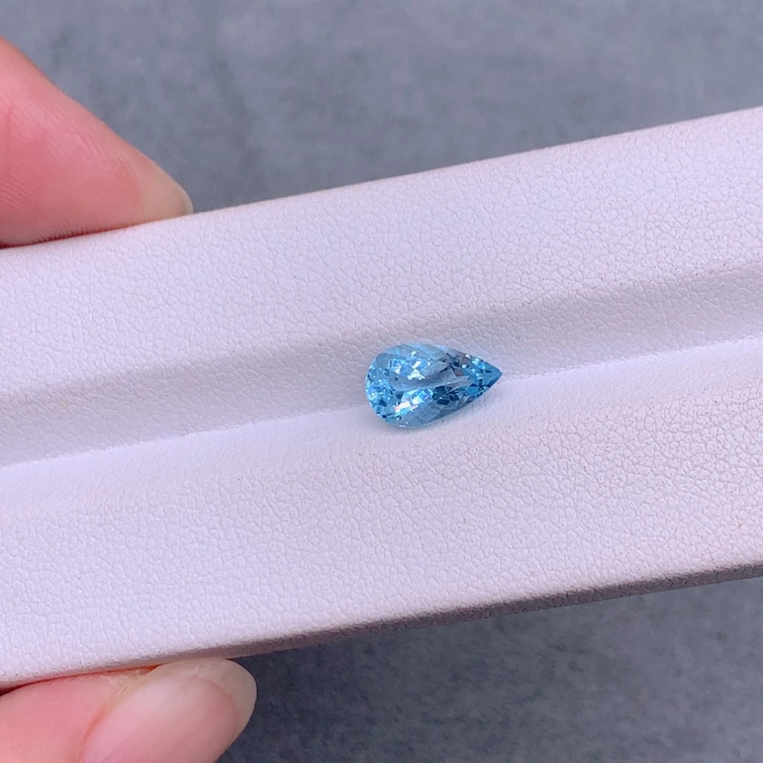 三***也海蓝宝石裸石1.41克拉圣玛利亚