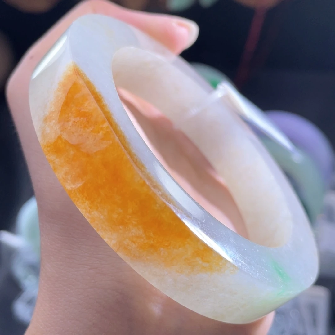 未镶嵌手镯定制翡翠