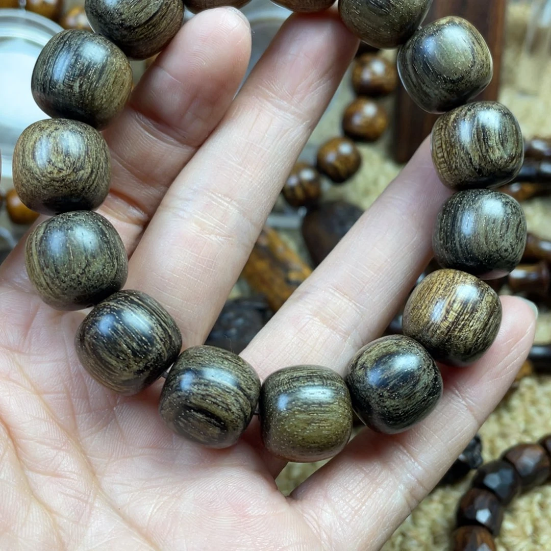 贡木其他波***来巴布亚新几内亚