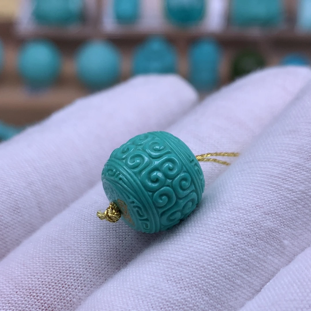 未镶嵌绿松石珠宝奇石