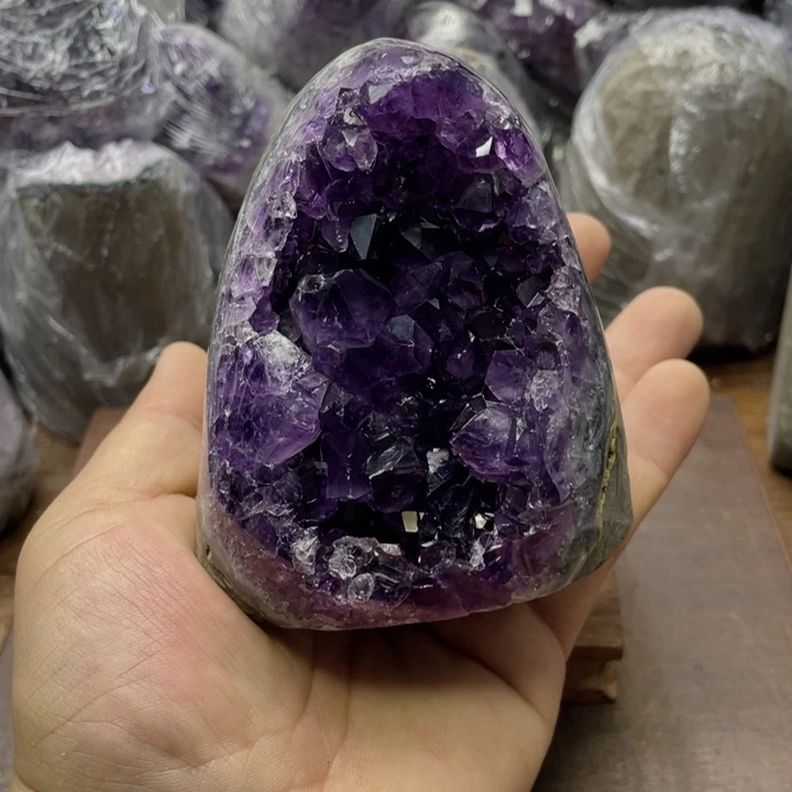 水晶大型摆件（非配饰）未镶嵌