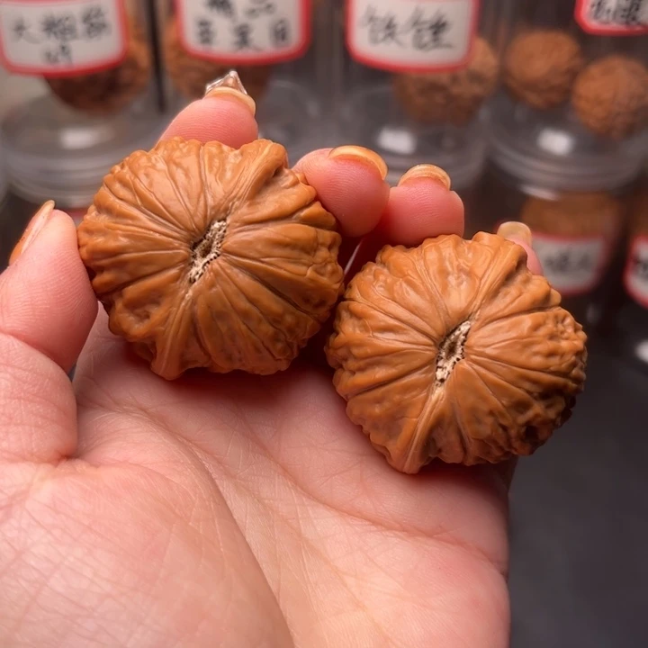 文玩核桃把件n***斌铁锤妹妹精品