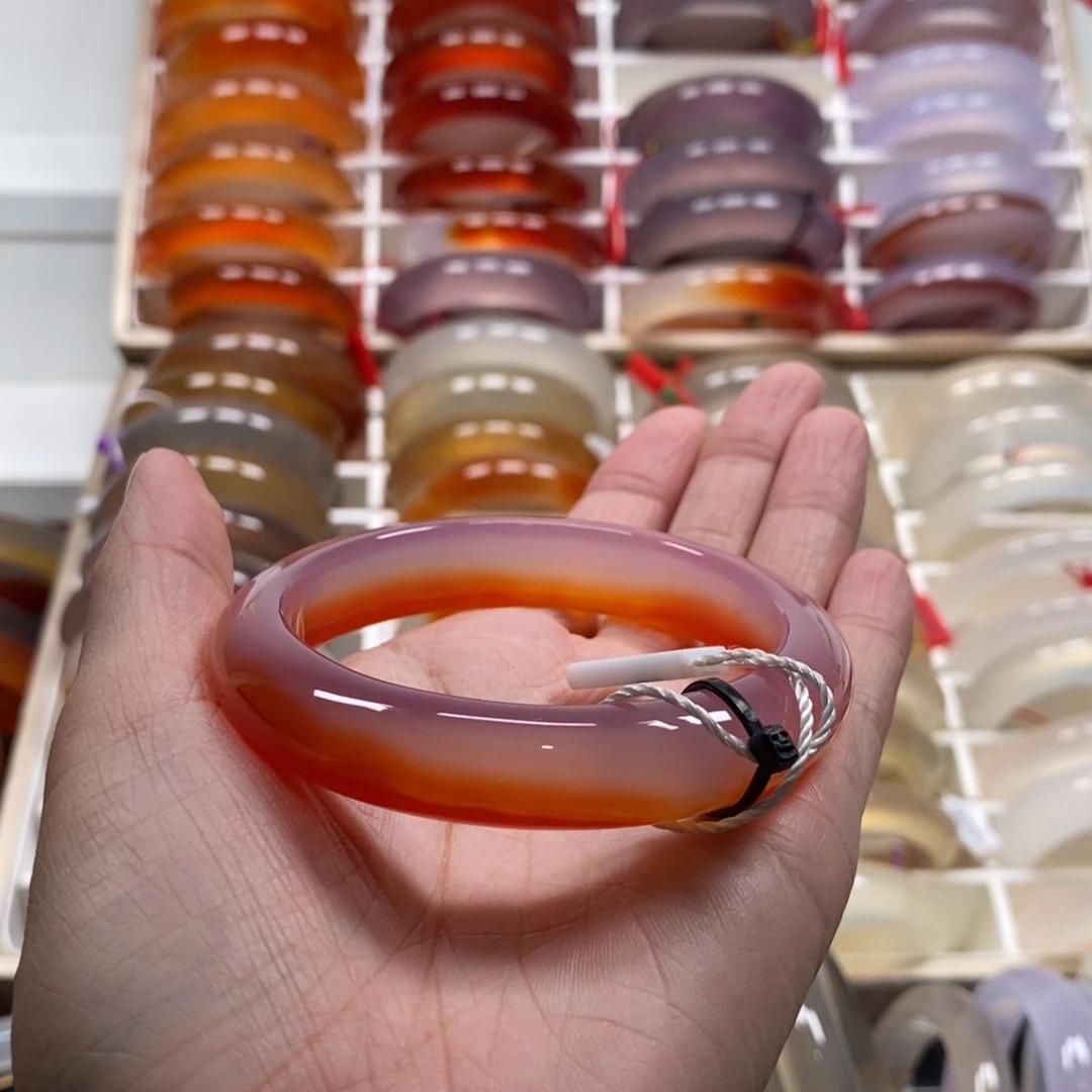 ****子玛瑙/玉髓手镯未镶嵌