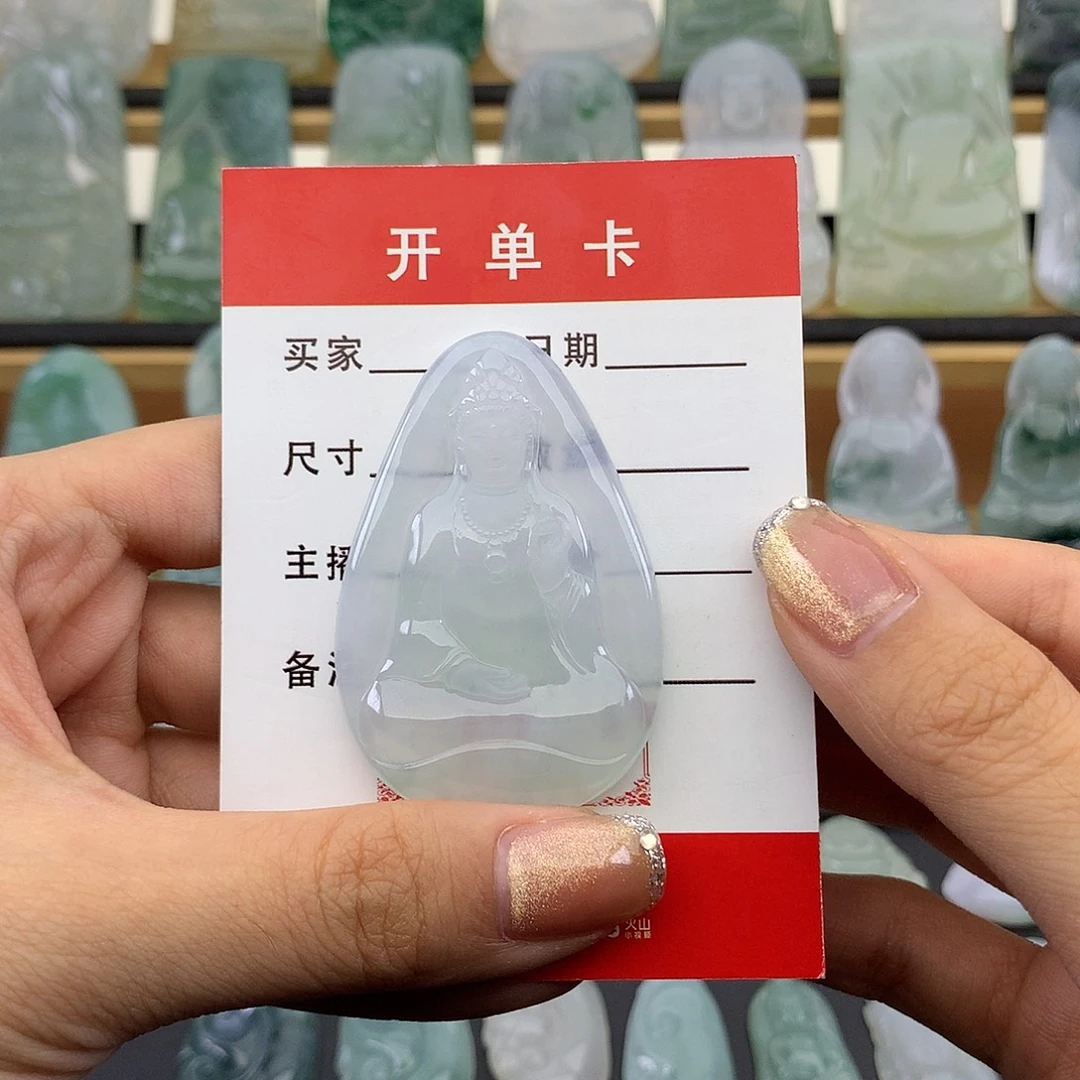 翡翠未镶嵌颈饰观音