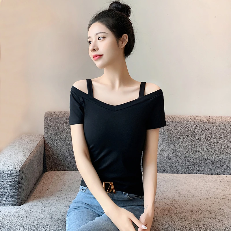 黑色v领短袖t恤女夏季2025新款修身显瘦纯色性感一字领露肩上衣
