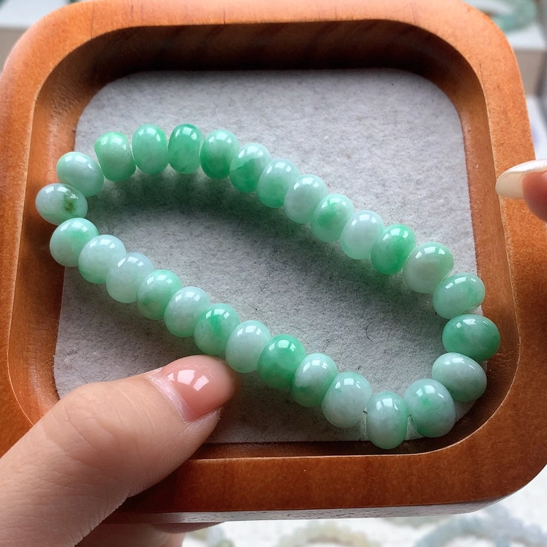 翡翠未镶嵌手串白底青9.4