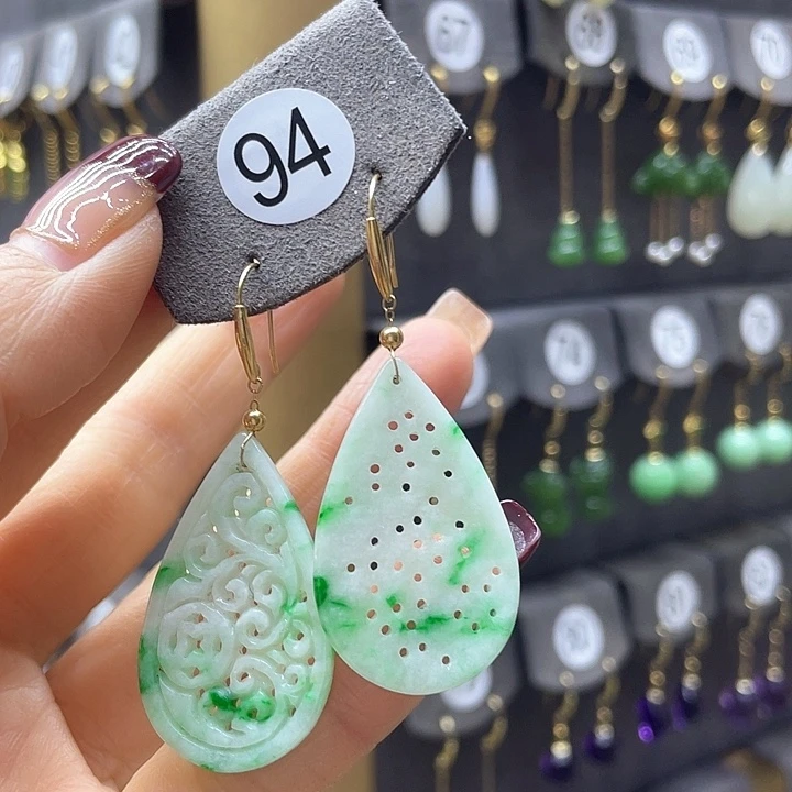 翡翠耳饰18K金镶嵌耳饰