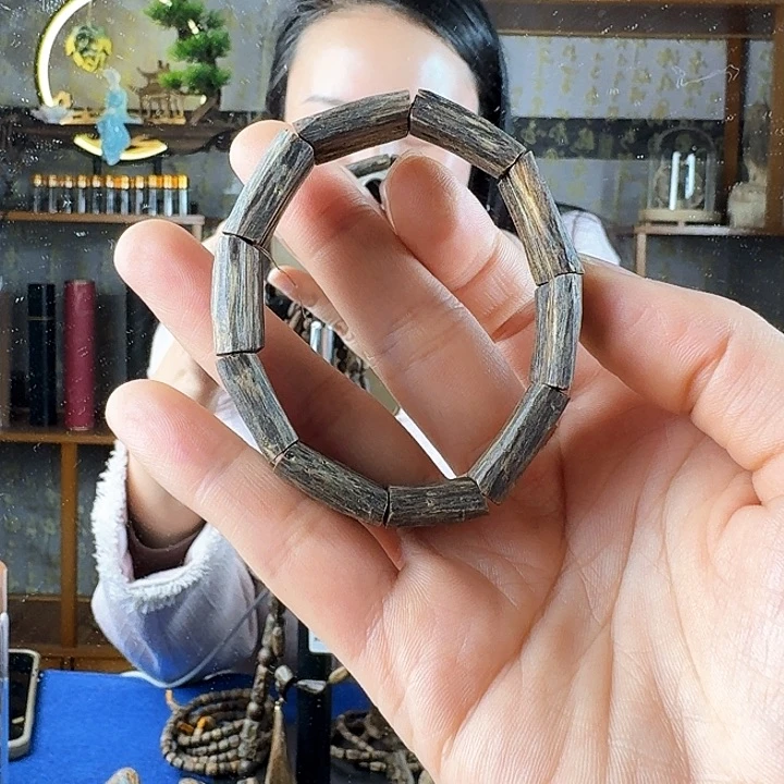 沉香手串?*猫奇楠沉香手镯牌珠串9.8克