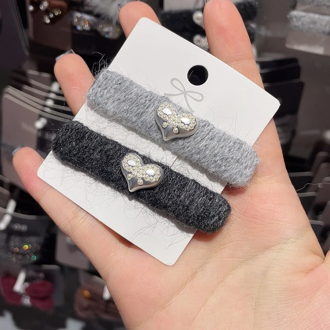 布艺非金属深灰浅灰珍珠爱心