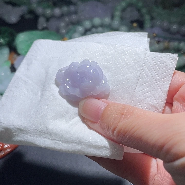 颈饰未镶嵌翡翠天